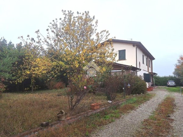 casa indipendente in vendita a Medicina