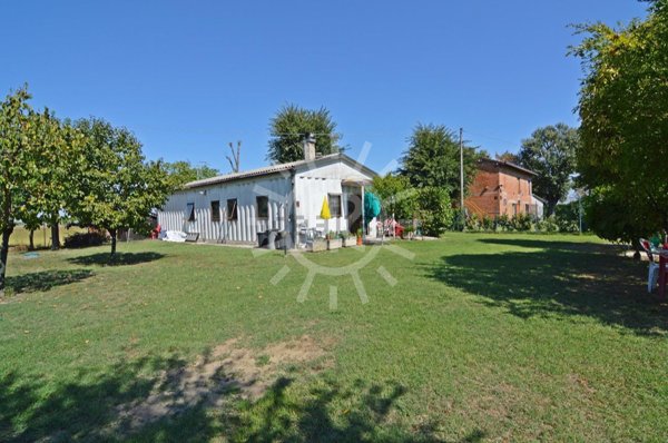 casa indipendente in vendita a Medicina