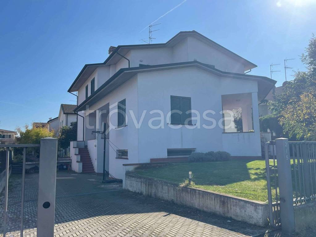 casa indipendente in vendita a Medicina