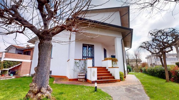 casa indipendente in vendita a Medicina