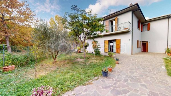 casa indipendente in vendita a Medicina