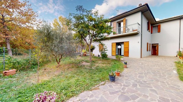 casa indipendente in vendita a Medicina