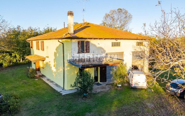 casa indipendente in vendita a Medicina