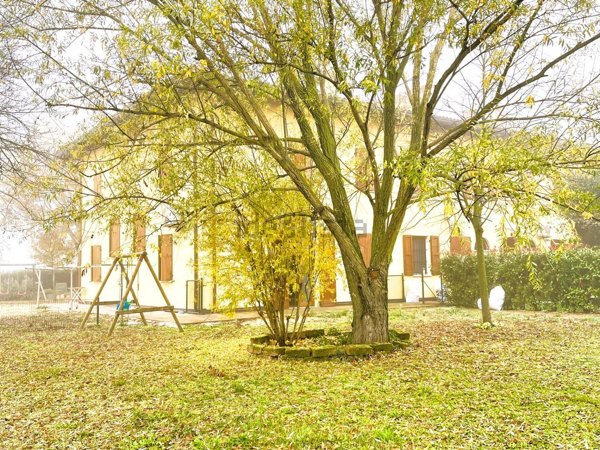 casa indipendente in vendita a Medicina