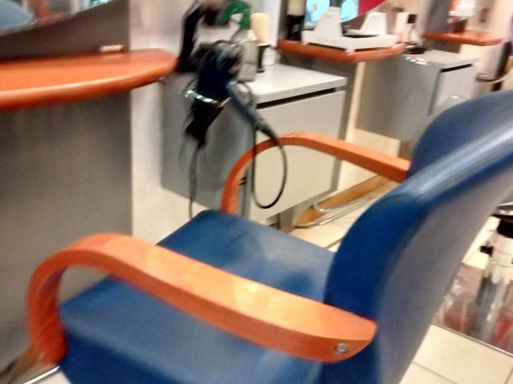 negozio in vendita a Medicina