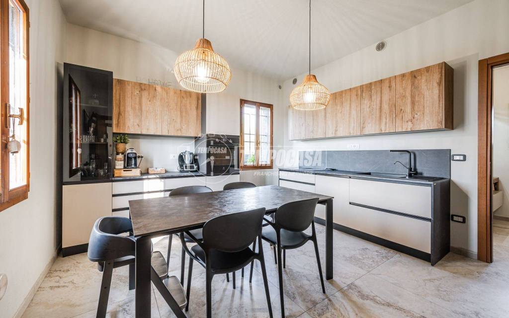 casa indipendente in vendita a Medicina