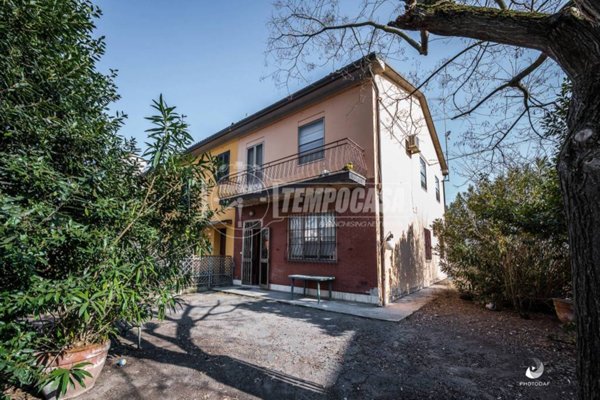 casa indipendente in vendita a Medicina