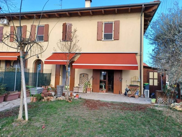 casa indipendente in vendita a Medicina