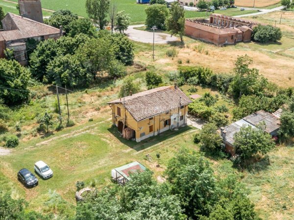 casa indipendente in vendita a Medicina