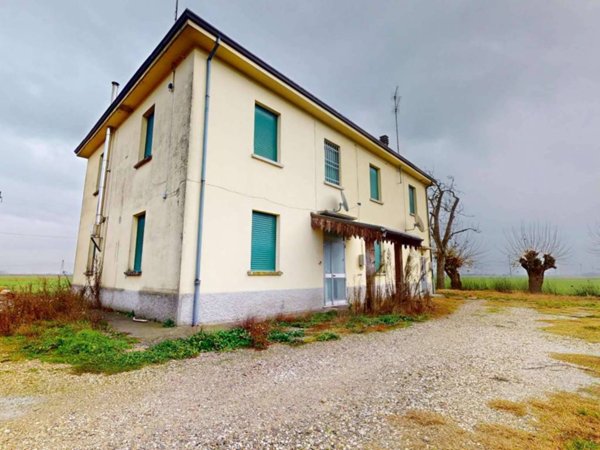 casa indipendente in vendita a Medicina