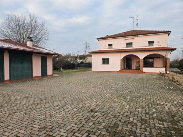 casa indipendente in vendita a Medicina