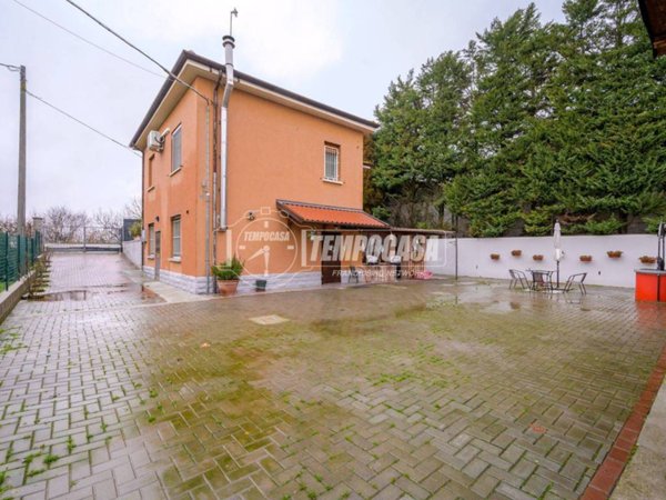 casa indipendente in vendita a Medicina