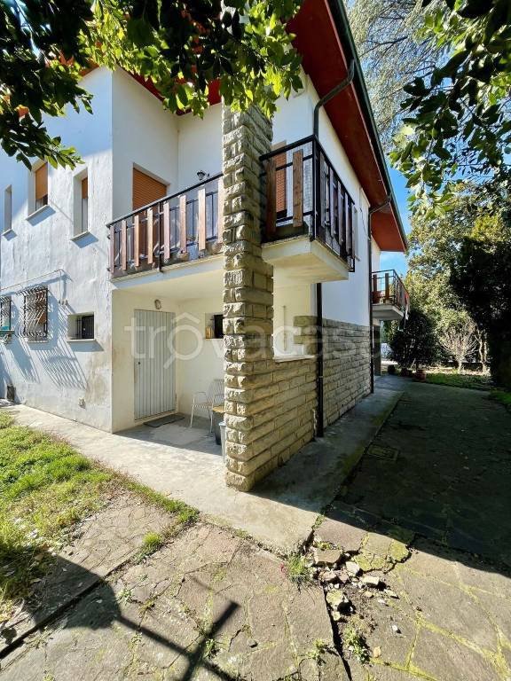 casa indipendente in vendita a Medicina