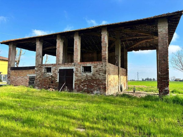casa indipendente in vendita a Medicina