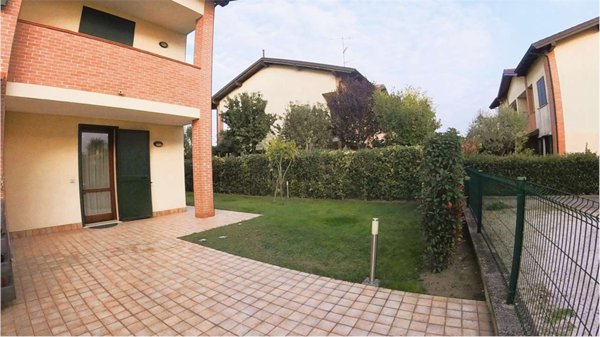 casa indipendente in vendita a Medicina