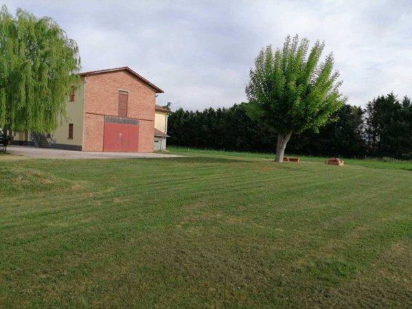 casa indipendente in vendita a Medicina