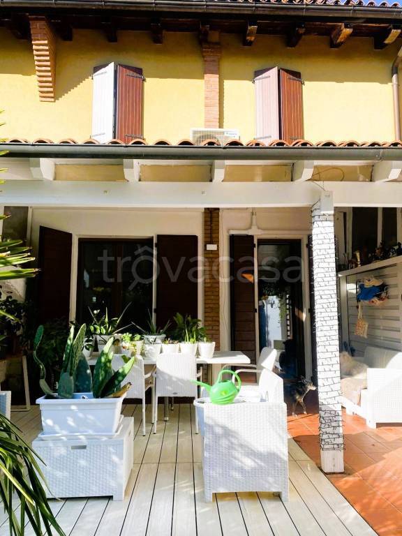 casa indipendente in vendita a Medicina