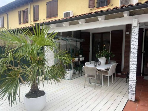 casa indipendente in vendita a Medicina