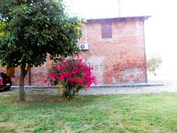 casa indipendente in vendita a Medicina