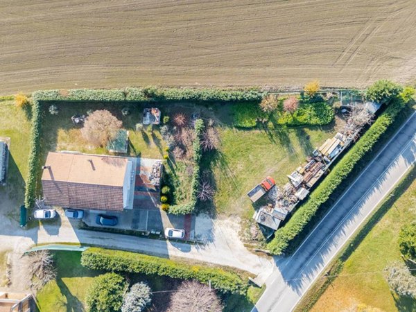 casa indipendente in vendita a Medicina