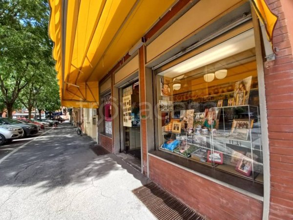 negozio in vendita a Medicina