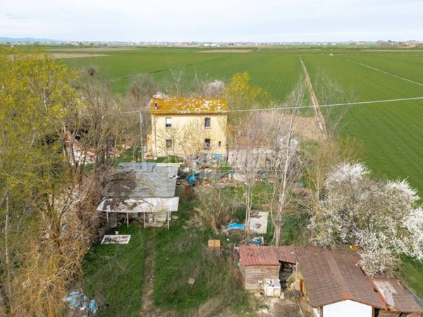 casale in vendita a Medicina