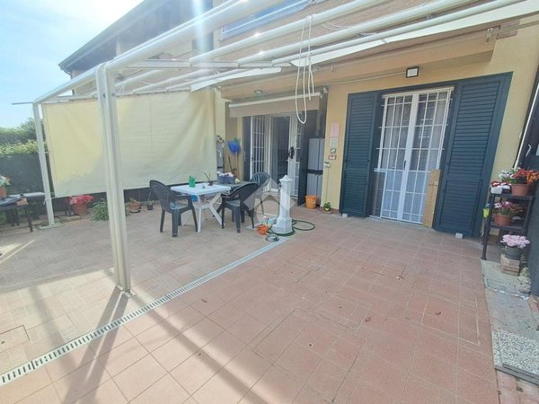 casa indipendente in vendita a Medicina