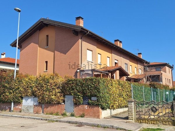 casa indipendente in vendita a Medicina