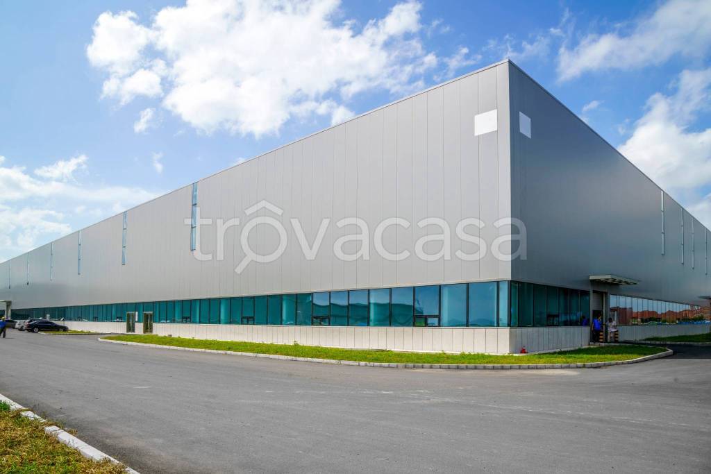 locale commerciale in vendita a Medicina