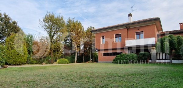 casa indipendente in vendita a Medicina