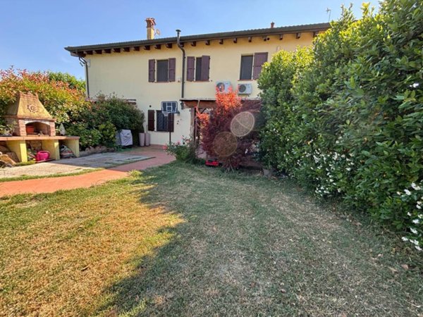 casa indipendente in vendita a Medicina