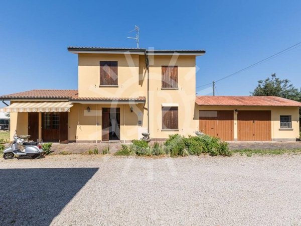 casa indipendente in vendita a Medicina