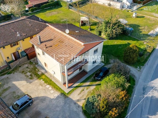 casa indipendente in vendita a Medicina