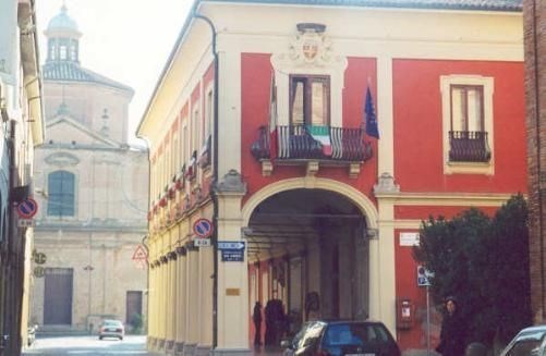 locale commerciale in vendita a Medicina