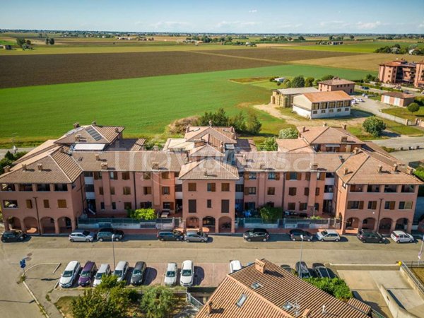 casa indipendente in vendita a Medicina