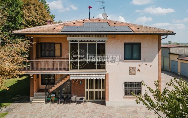 casa indipendente in vendita a Medicina