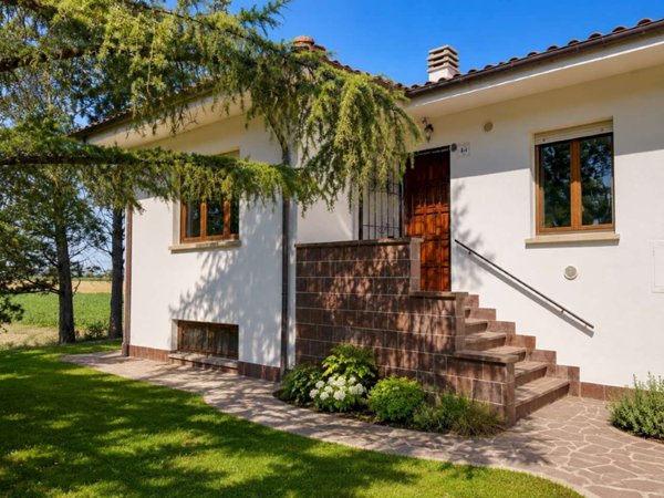 casa indipendente in vendita a Medicina