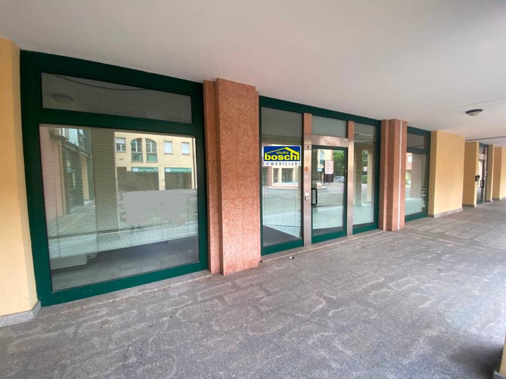 negozio in vendita a Minerbio