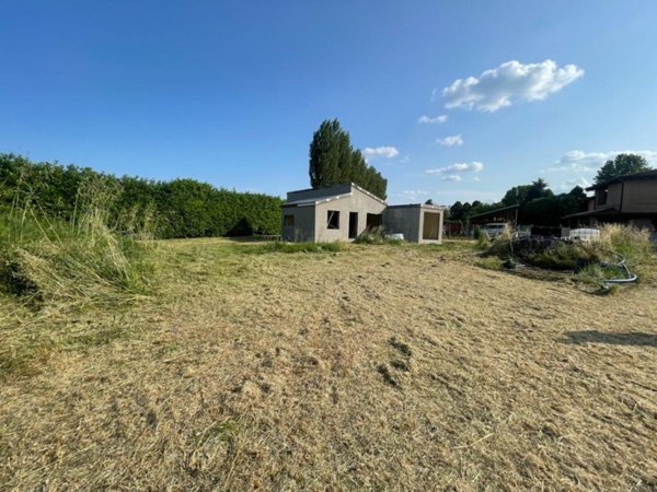 casa indipendente in vendita a Minerbio