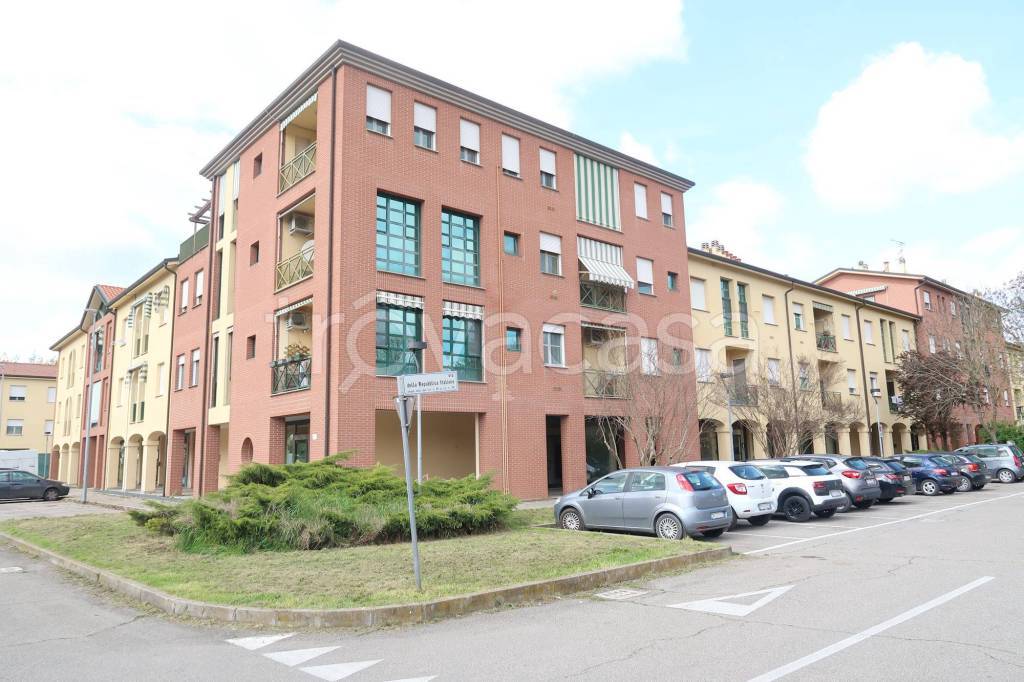 ufficio in vendita a Minerbio
