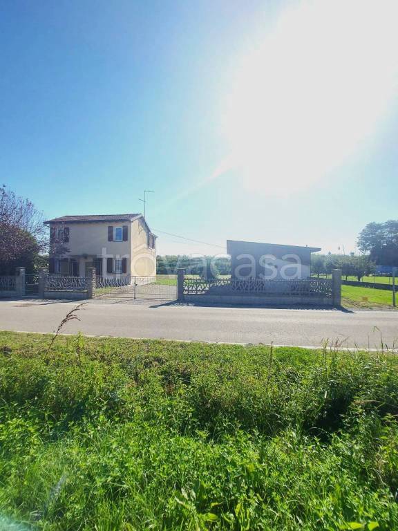 casa indipendente in vendita a Minerbio in zona Ca' De' Fabbri