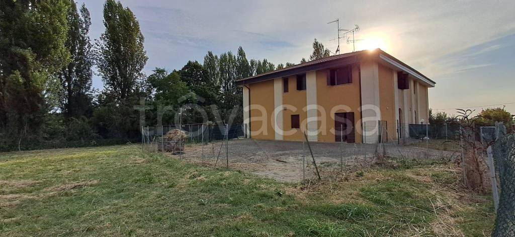 casa indipendente in vendita a Minerbio in zona Tintoria