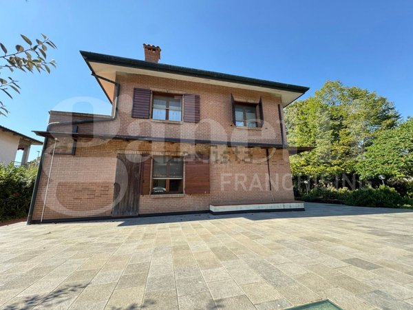 casa indipendente in vendita a Minerbio