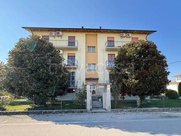 appartamento in vendita a Minerbio in zona Tintoria