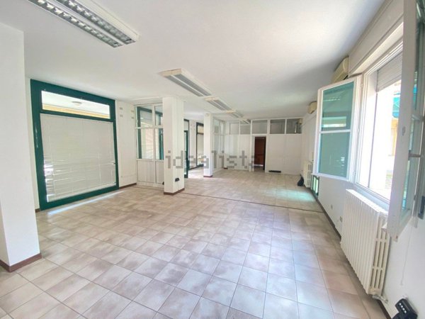 ufficio in vendita a Minerbio