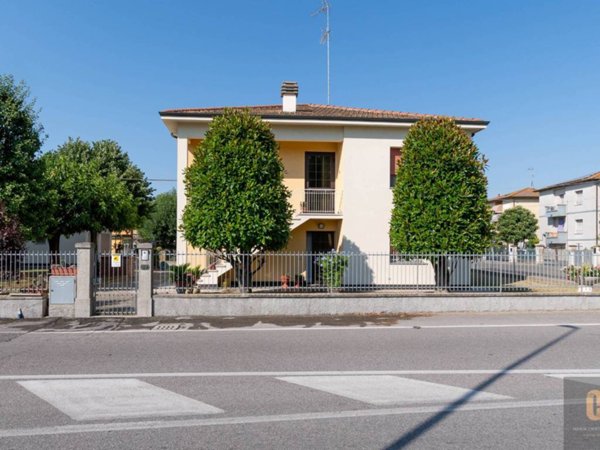 casa indipendente in vendita a Minerbio