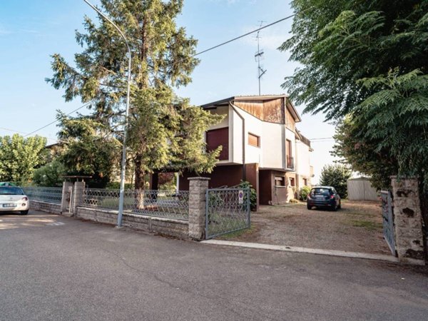 casa indipendente in vendita a Minerbio