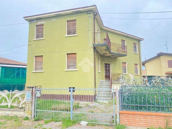casa indipendente in vendita a Molinella in zona San Pietro Capofiume