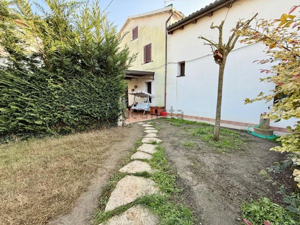 pentavano in vendita a Molinella