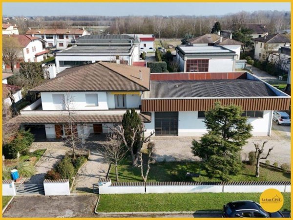 casa indipendente in vendita a Molinella
